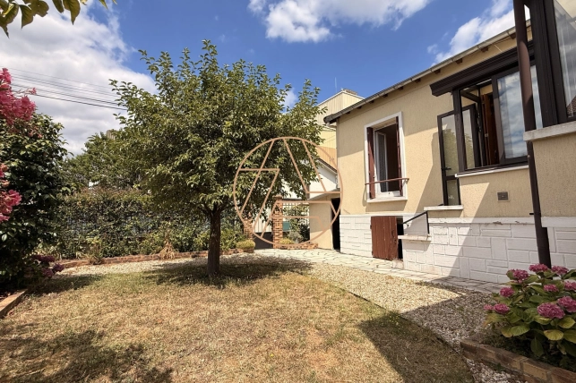 Maison à vendre 3 pièces de 49 m² à Saint-Maur-des-Fossés