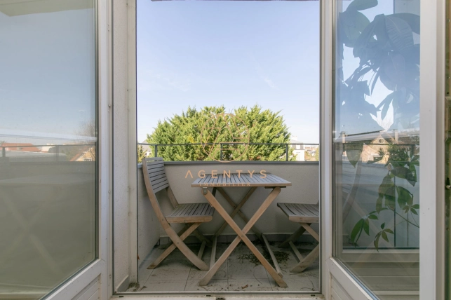 Appartement à vendre 4 pièces de 67,76 m² à Saint-Maur-des-Fossés