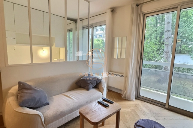Appartement à vendre 1 pièces de 31 m² à Saint-Maur-des-Fossés