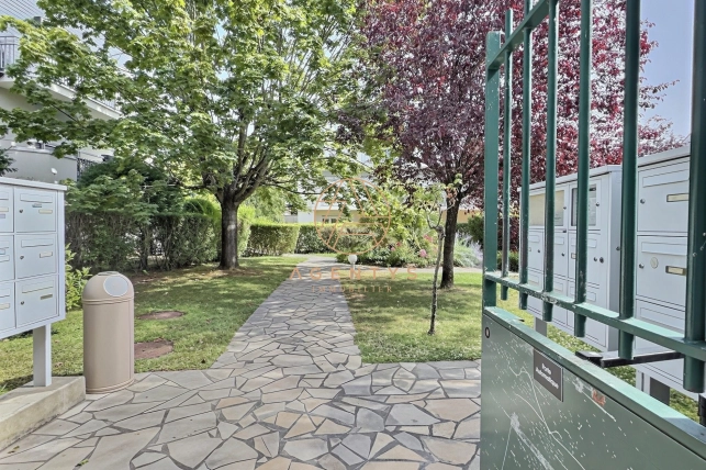 Appartement à vendre 1 pièces de 25 m² à Saint-Maur-des-Fossés