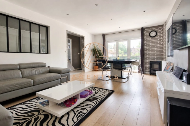 Maison à vendre 8 pièces de 158,53 m² à Champigny-sur-Marne