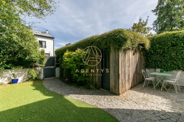 Maison à vendre 6 pièces de 113,61 m² à Joinville-le-Pont