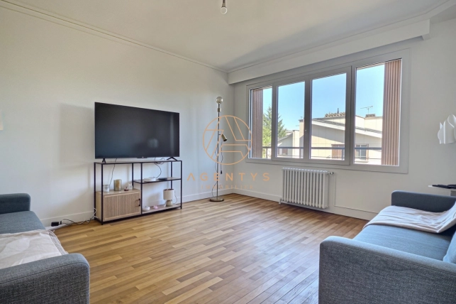 Appartement 3 pièces 57 m² · à Saint-Maur-des-Fossés · 57 m² · 270 000 €
