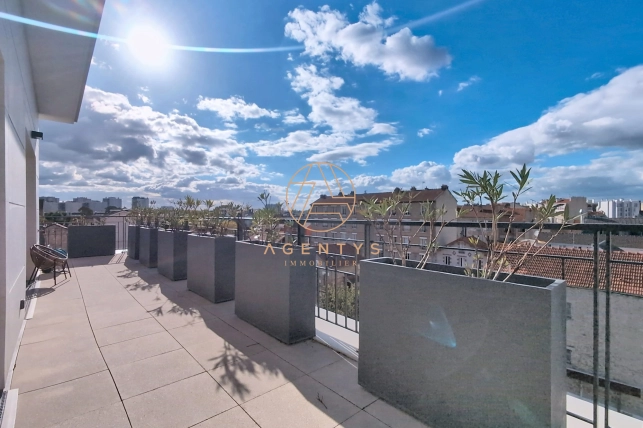 Appartement à vendre 4 pièces de 75,86 m² à Saint-Maur-des-Fossés