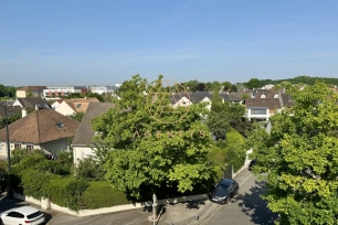 Appartement à vendre 2 pièces de 39 m² à Pontault-Combault