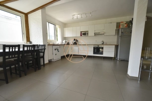Maison à vendre 8 pièces de 254 m² à Le Plessis-Trévise