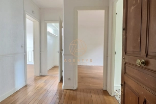 Appartement à vendre 2 pièces de 44,15 m² à Saint-Maur-des-Fossés