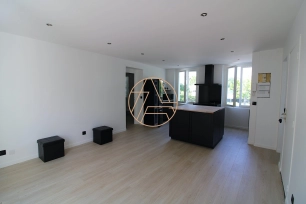 Appartement à vendre 2 pièces de 44,21 m² à Saint-Maur-des-Fossés