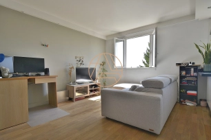 Appartement à vendre 2 pièces de 43,66 m² à Saint-Maur-des-Fossés