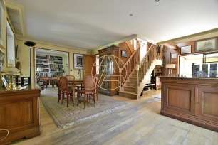 Maison à vendre 6 pièces de 176 m² à Saint-Maur-des-Fossés