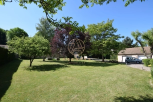 Maison à vendre 7 pièces de 220 m² à Sermaise