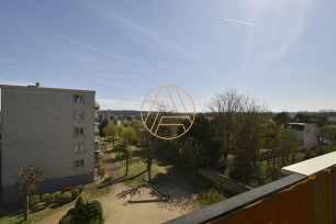 Appartement à vendre 2 pièces de 54 m² à Saint-Maur-des-Fossés