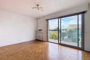 Appartement à vendre 3 pièces de 60 m² à Saint-Maur-des-Fossés