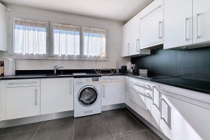 Appartement à vendre 4 pièces de 82 m² à Saint-Maur-des-Fossés