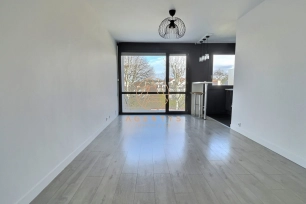 Appartement à vendre 1 pièces de 27,07 m² à Saint-Maur-des-Fossés