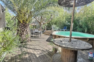 Maison à vendre 6 pièces de 167 m² à Saint-Chamas