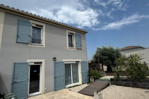 Maison à vendre 4 pièces de 94 m² à Châteauneuf-les-Martigues