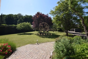 Maison à vendre 7 pièces de 220 m² à Sermaise