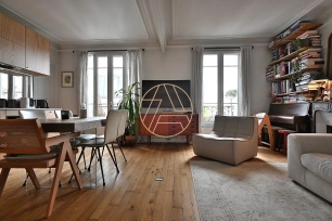 Appartement à vendre 3 pièces de 53 m² à Paris