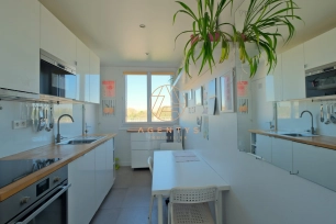 Appartement à vendre 4 pièces de 68,14 m² à Saint-Maur-des-Fossés