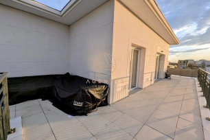 Appartement à vendre 4 pièces de 75,86 m² à Saint-Maur-des-Fossés