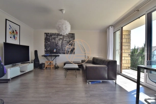 Appartement à vendre 5 pièces de 107,47 m² à Saint-Maur-des-Fossés