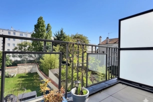 Appartement à louer 3 pièces de 71,79 m² à Saint-Maur-des-Fossés