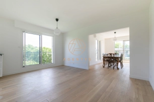 Appartement à vendre 4 pièces de 92 m² à Saint-Maur-des-Fossés