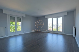 Appartement à louer 4 pièces de 75,96 m² à Saint-Maur-des-Fossés