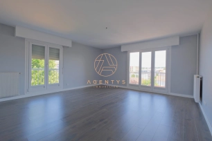 Appartement à louer 4 pièces de 75,96 m² à Saint-Maur-des-Fossés