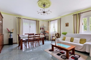 Maison à vendre 7 pièces de 117,89 m² à Saint-Maur-des-Fossés