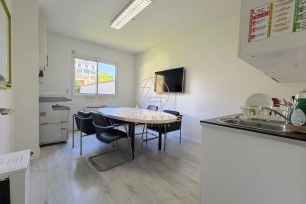 Local commercial à louer de 119 m² à Saint-Maur-des-Fossés