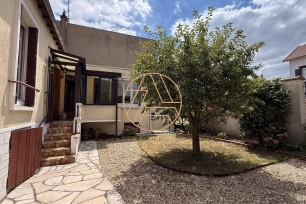 Maison à vendre 3 pièces de 49 m² à Saint-Maur-des-Fossés