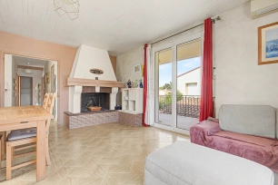 Maison à vendre 4 pièces de 235 m² à Velaux