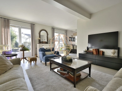 Maison à vendre 6 pièces de 152 m² à Saint-Maur-des-Fossés