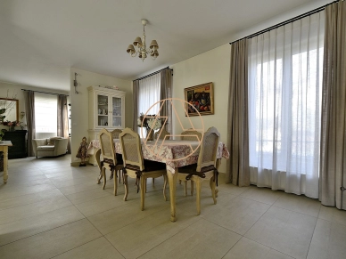 Maison à vendre 6 pièces de 152 m² à Saint-Maur-des-Fossés