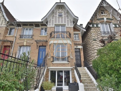 Maison à vendre 4 pièces de 105 m² à Saint-Maur-des-Fossés