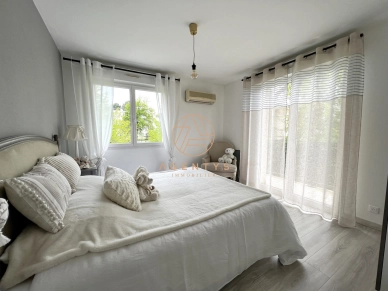 Appartement à vendre 4 pièces de 117 m² à Le Plessis-Trévise