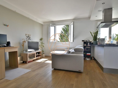 Appartement à vendre 2 pièces de 43,66 m² à Saint-Maur-des-Fossés