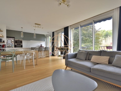 Appartement à vendre 4 pièces de 102 m² à Saint-Maur-des-Fossés