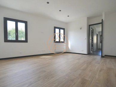 Maison à vendre 6 pièces de 90 m² à Saint-Maur-des-Fossés