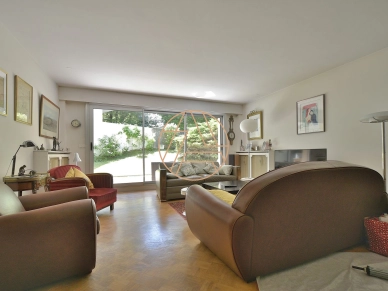 Appartement à vendre 6 pièces de 123 m² à Saint-Maur-des-Fossés