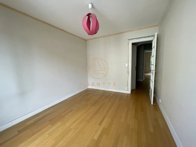 Appartement à vendre 3 pièces de 68 m² à Saint-Maur-des-Fossés