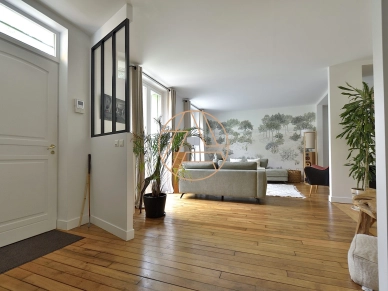 Maison à vendre 9 pièces de 168 m² à Saint-Maur-des-Fossés