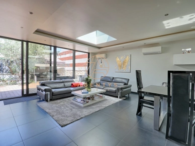 Maison à vendre 6 pièces de 150 m² à Saint-Maur-des-Fossés