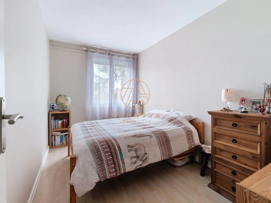 Appartement à vendre 4 pièces de 62,72 m² à Saint-Maur-des-Fossés