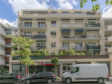 Appartement à vendre 2 pièces de 42 m² à Saint-Maur-des-Fossés