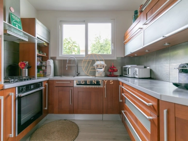 Maison à vendre 6 pièces de 141,88 m² à Saint-Maur-des-Fossés