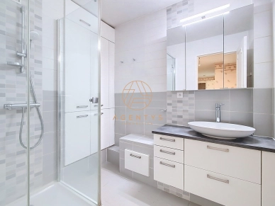 Appartement à vendre 4 pièces de 82 m² à Saint-Maur-des-Fossés