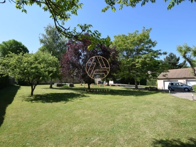 Maison à vendre 7 pièces de 220 m² à Sermaise